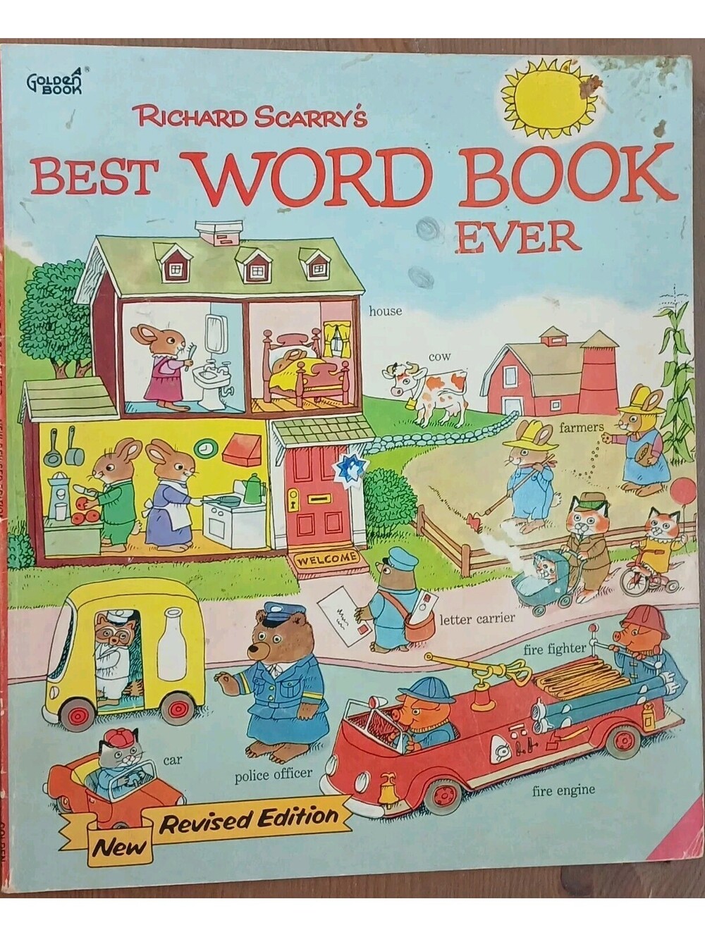 Richard Scarry's - Best Word Book Ever - Giant Golden Book Hardcover - GUC